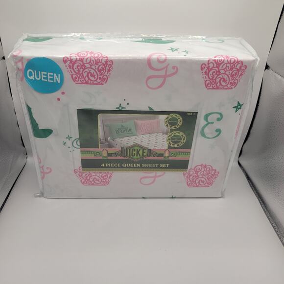 WICKED 4~pc Queen Sheet Set Musical Theatre Witch + 2~Std Witch Pillowcases NWT - Picture 1 of 5